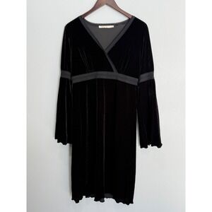 VTG Whimsigoth witch Black Velvet Bell Sleeve Lace Trim Empire‎ Waist Mini Dress